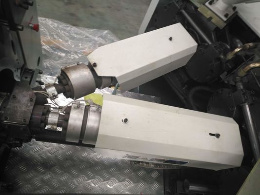 2 van het de Injectieafgietsel van de kleurenschroef van de de Machine Op zwaar werk berekende 37+30KW Pomp de Motormacht